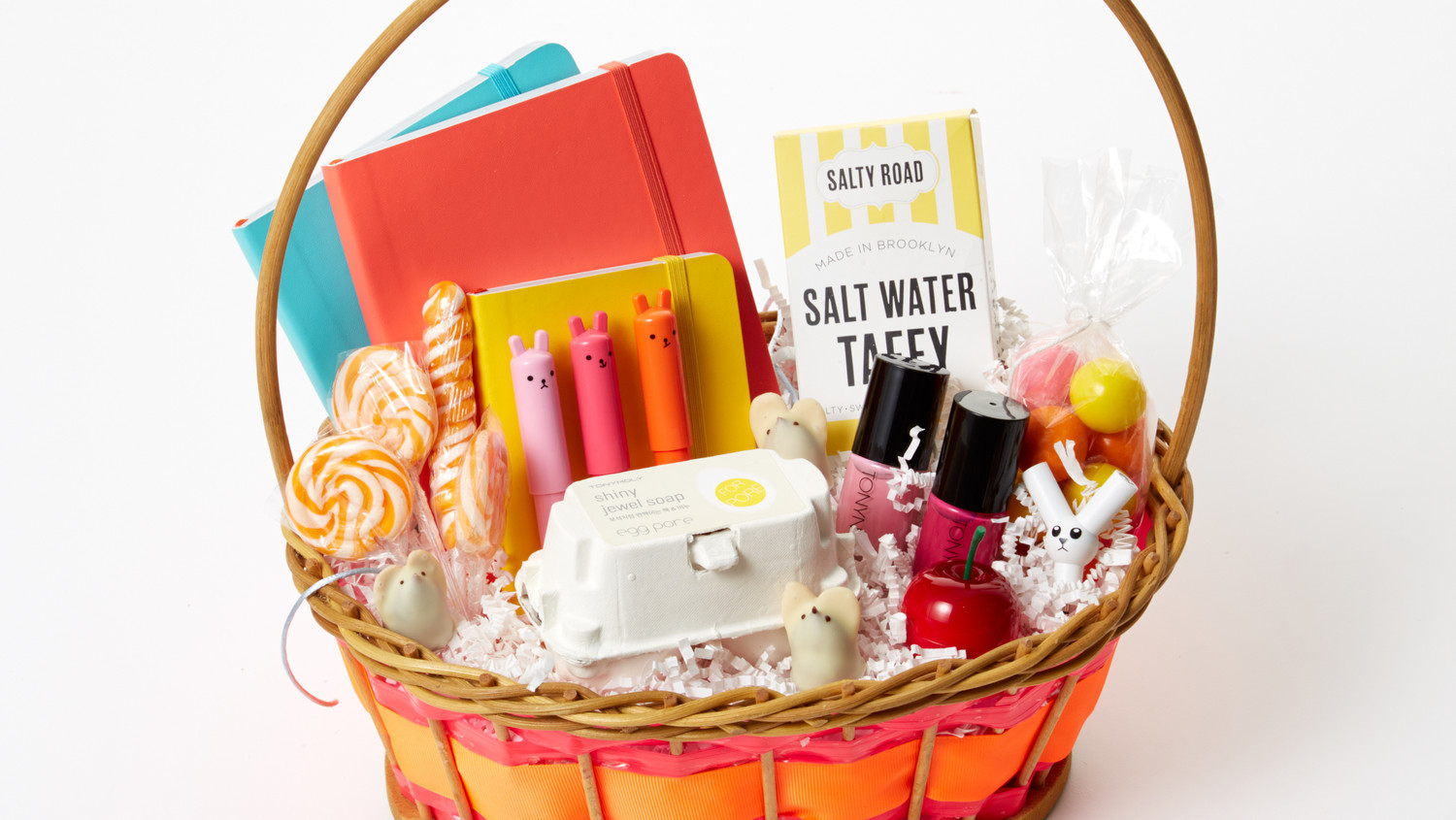 Gift Basket For Teenage Girl Ideas
 12 Trendy Easter Basket Ideas for Teens