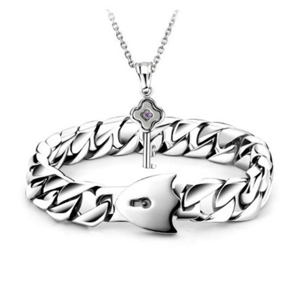 Girlfriend Jewelry Gift Ideas
 Engraved Key Lock Cute Couples Christmas Pendant Bracelet