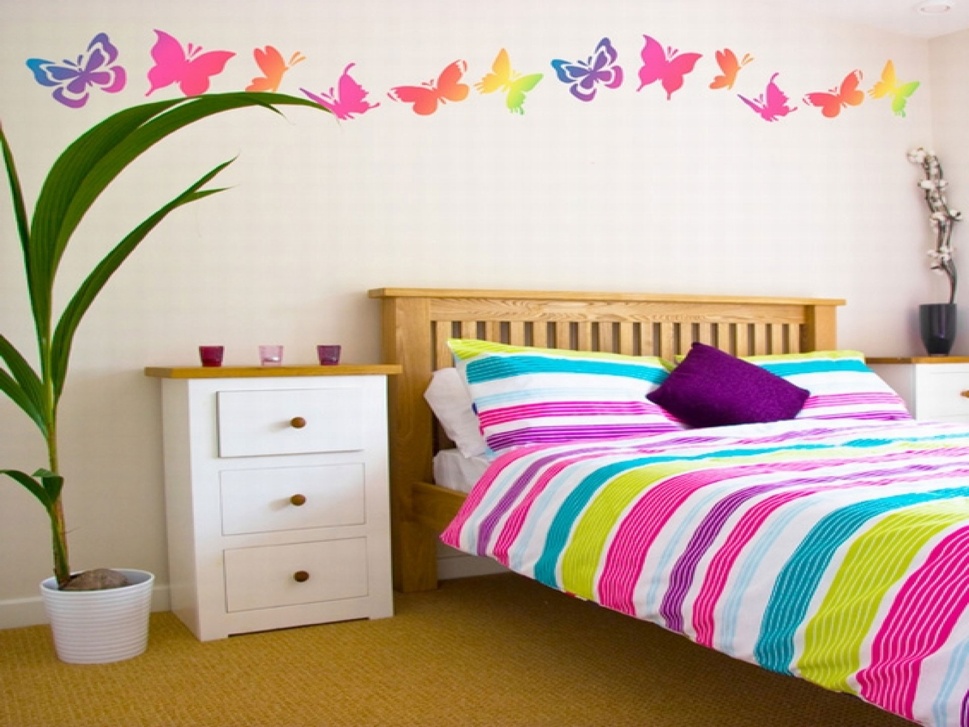 Girls Bedroom Paint
 15 Cheap And Easy DIY Wall Beautification With Butterflies