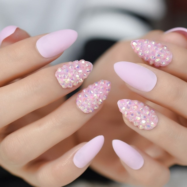 Glitter Fake Nails
 Jelly Pink Glitter Stiletto False Nail Almond Nail Art