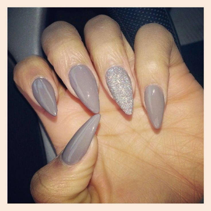 Glitter Pointy Nails
 Grey and silver stiletto Nails