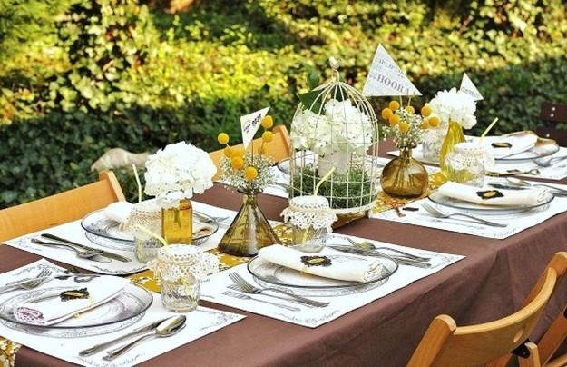 Graduation Party Table Setting Ideas
 11 Graduation Party Ideas To Celebrate The Big Day