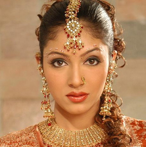 Hairstyle For Indian Wedding
 Indian Wedding Hairstyles and Bridal Makeup