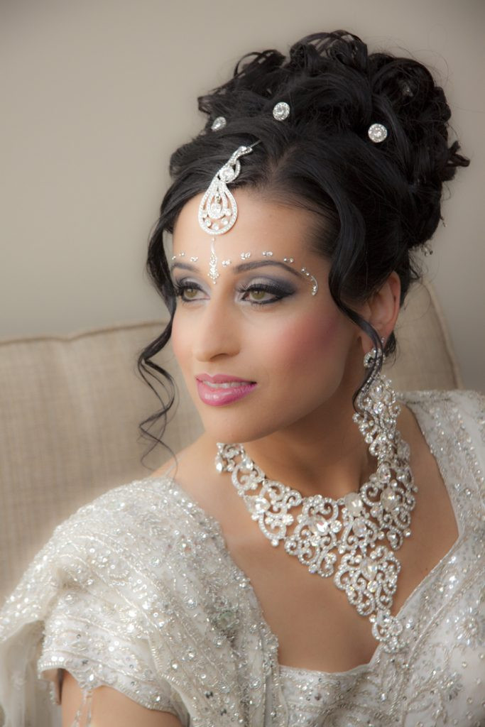 Hairstyle For Indian Weddings
 Wedding Hairstyles For Indian Women