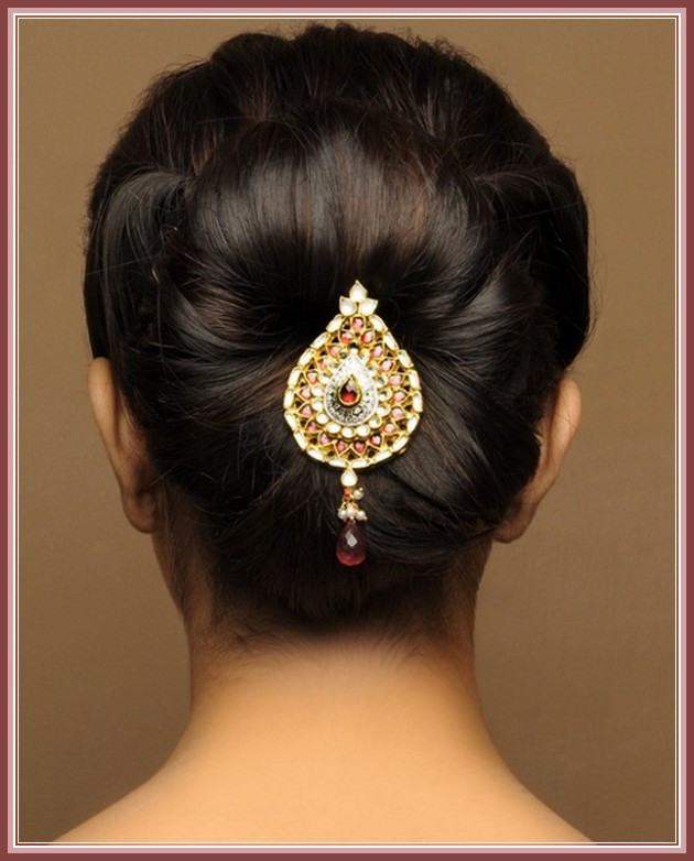 Hairstyle For Long Hair For Indian Wedding
 Bridal Hairstyles For Indian Wedding