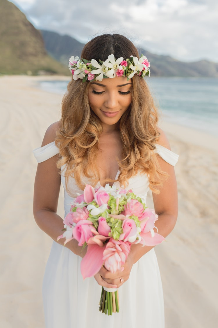 Hairstyles For A Beach Wedding
 23 Gorgeous Beach Wedding Hairstyles from Real Destination