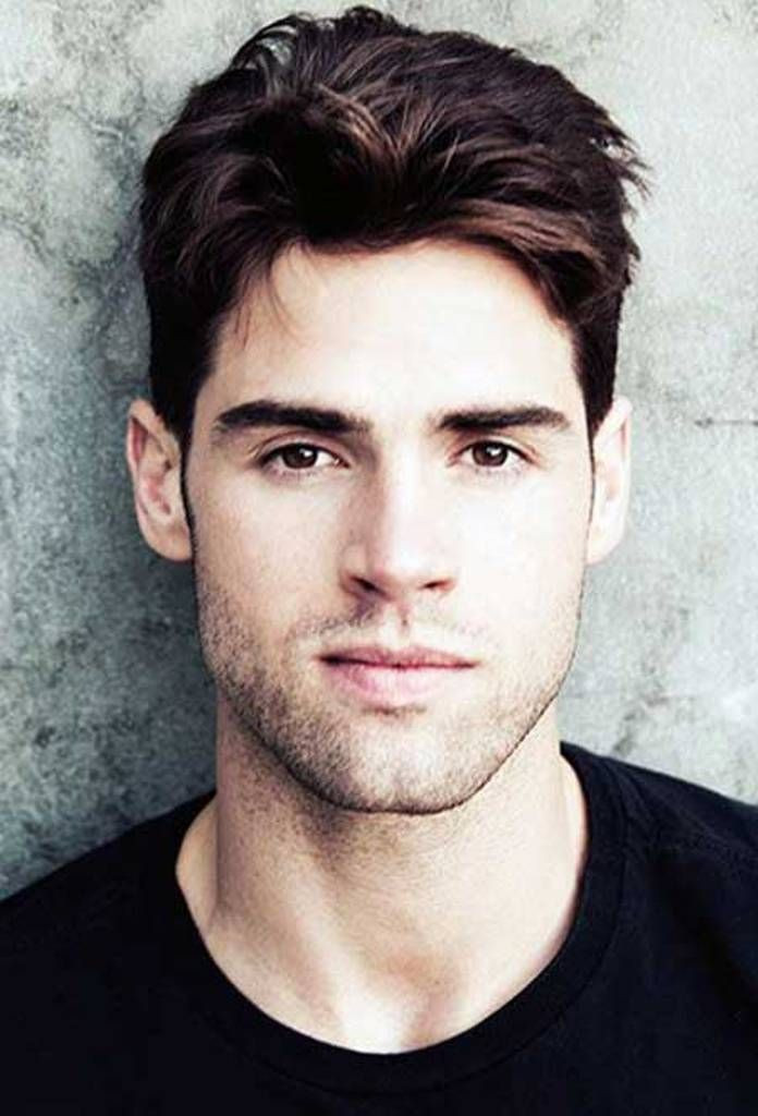 Hairstyles For Long Faces Men
 Best Haircuts for Men with Big Foreheads