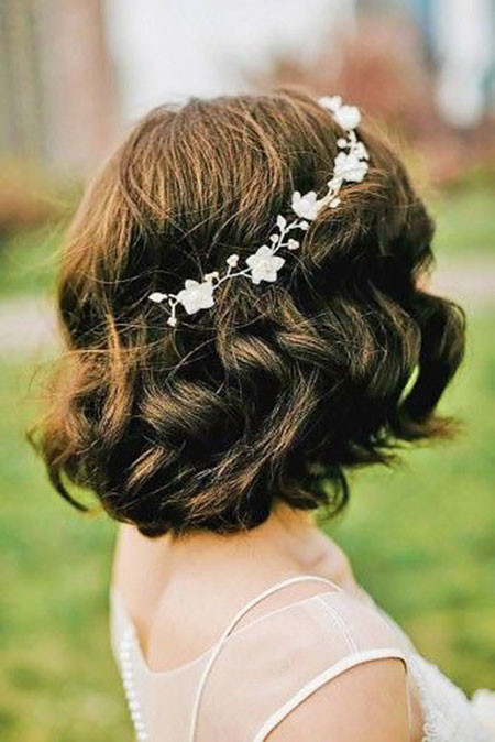Hairstyles For Short Hair Weddings
 23 Amazing Short Hairstyles for Weddings