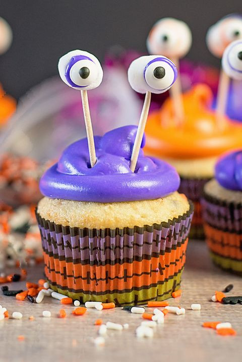 Halloween Cupcakes Pinterest
 55 Best Halloween Cupcake Ideas Easy Recipes for Cute