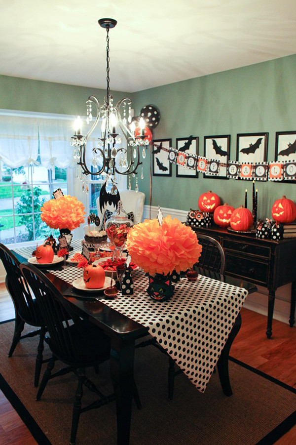 Halloween Table Decorations
 30 Dramatic Halloween Table Decor Ideas