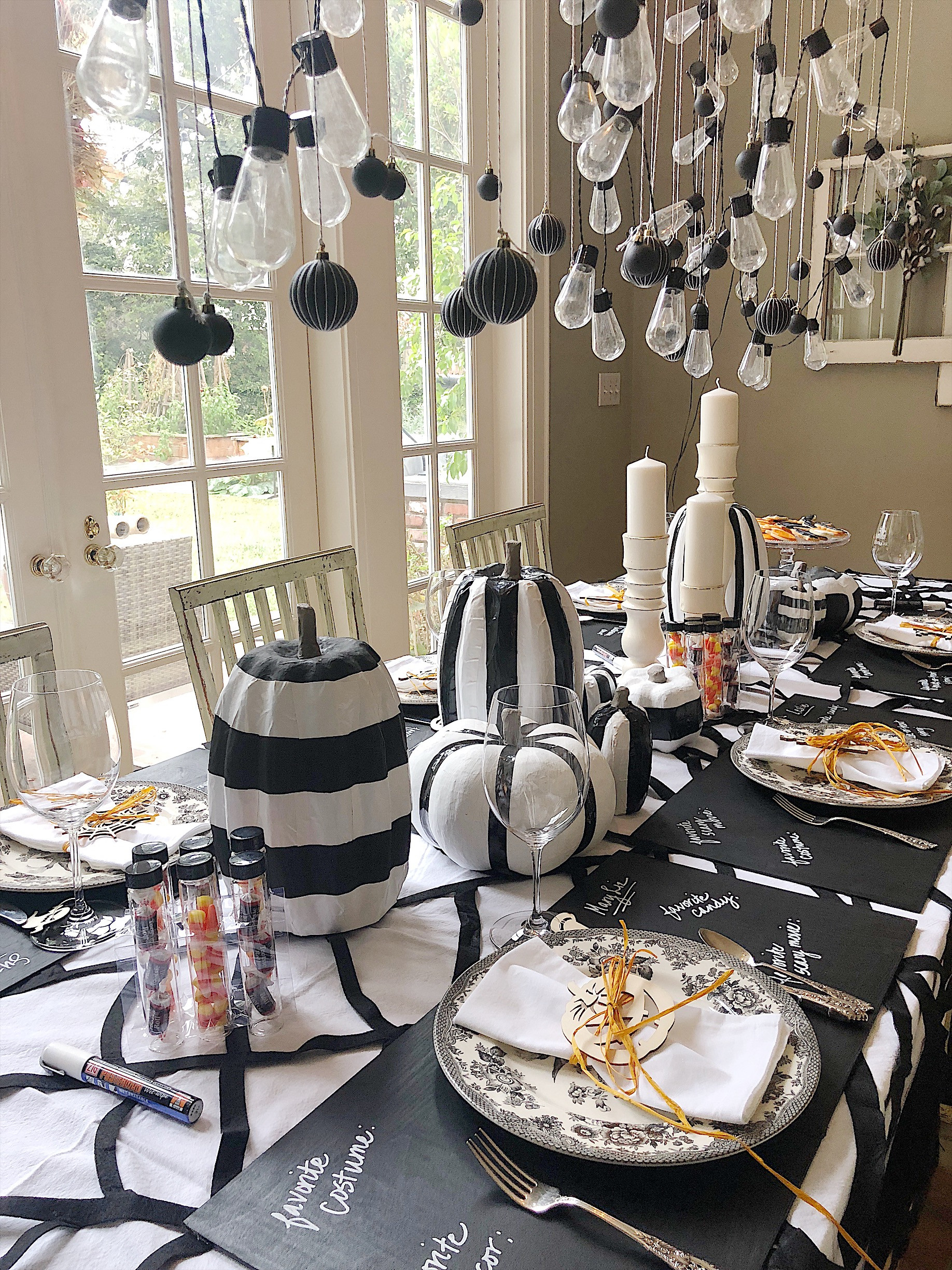 Halloween Table Decorations
 My 100 Year Old Home Sharing DIY projects and affordable