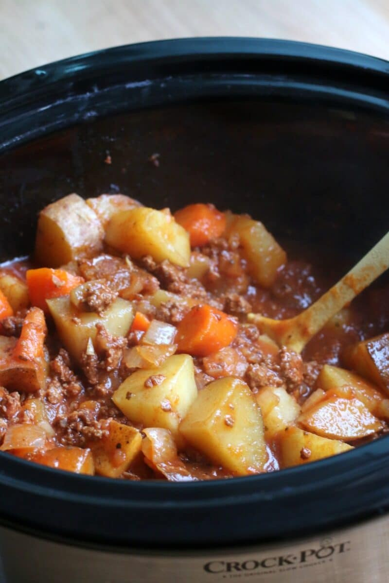 Hamburger Stew Slow Cooker
 Slow Cooker Poor Man s Stew The Magical Slow Cooker