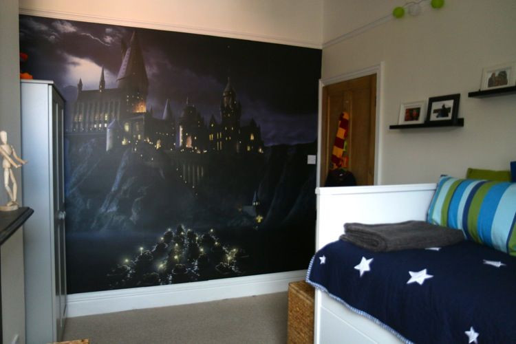 Harry Potter Bedroom Wallpaper
 Flea s Harry Potter Bedroom makeover featuring Wallsauce s