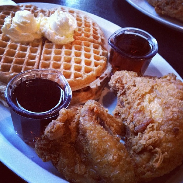 Home Of Chicken And Waffles
 Chicago s Home of Chicken and Waffles