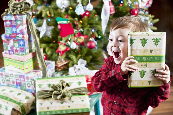 Hot Christmas Gifts For Kids
 Hot Holiday Gifts for Kids & Teens AKA Mom Magazine