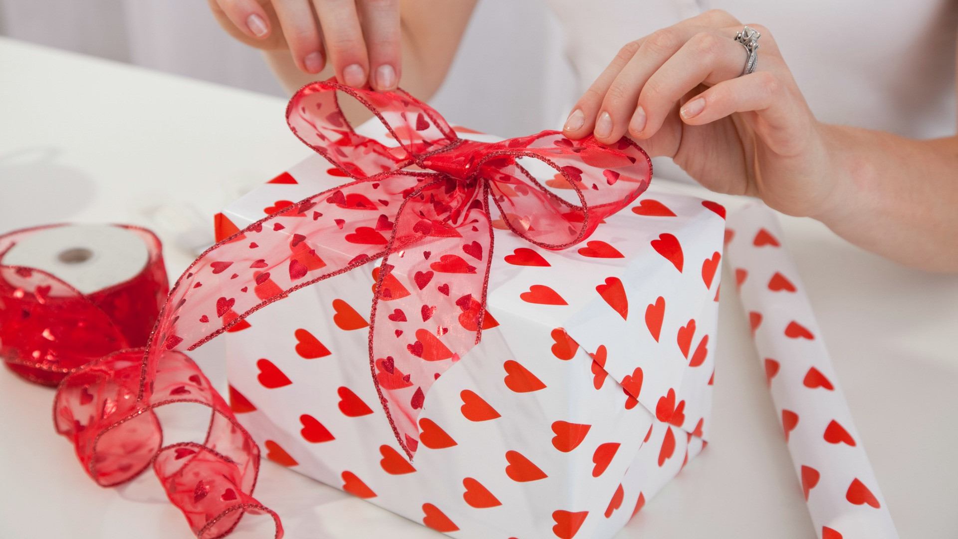 Ideas For Valentines Gift
 25 Valentine’s Day Gifts for Your Husband – SheKnows
