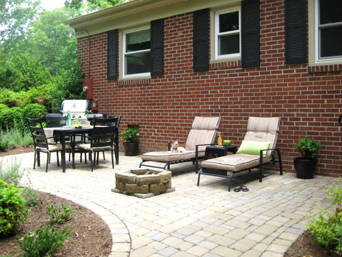 Inexpensive Backyard Ideas
 Our $319 Patio Makeover plete With Loungers & A Fire
