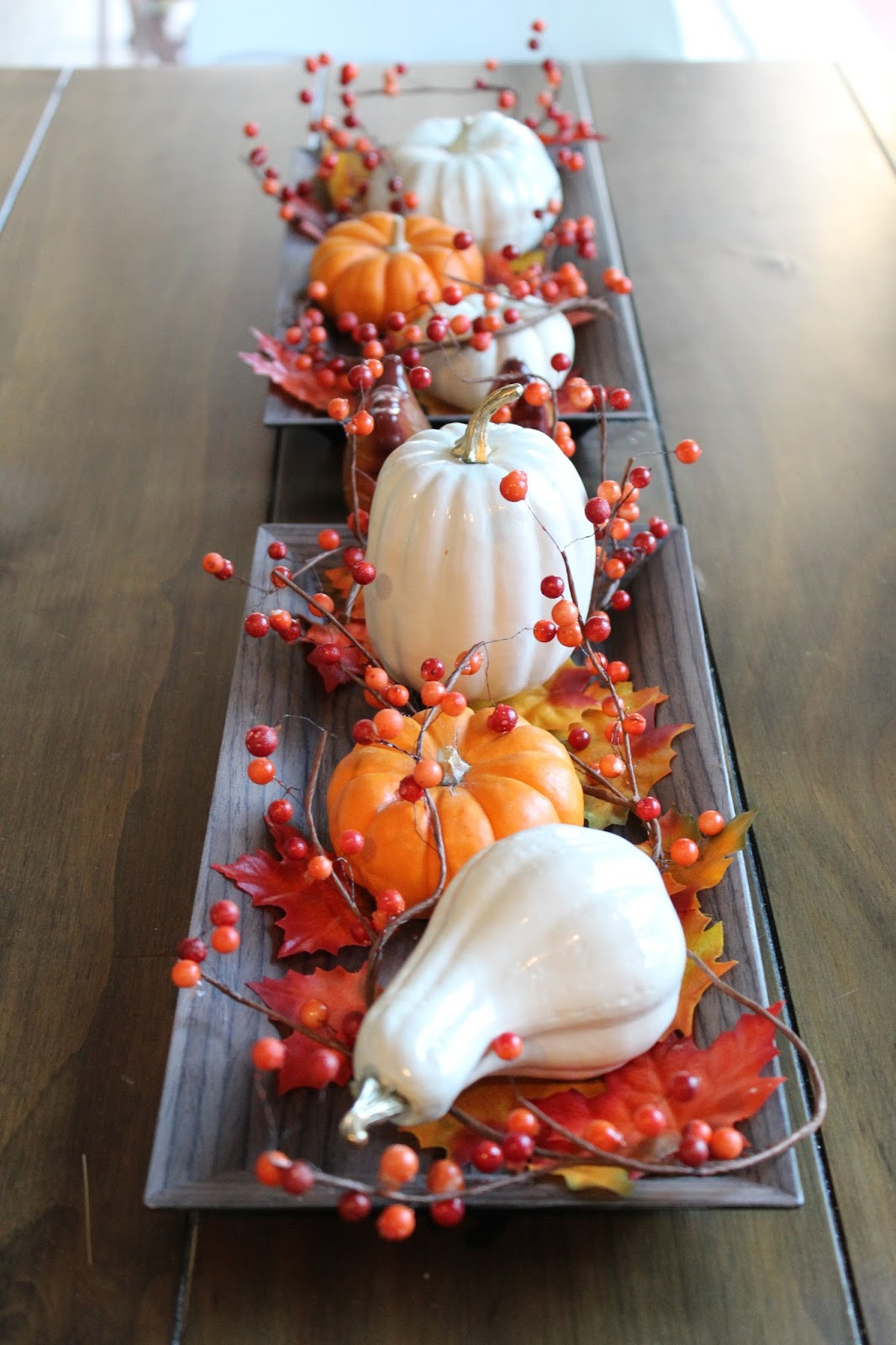 Inexpensive Thanksgiving Table Decorations
 18 Best DIY Thanksgiving Centerpiece Ideas and Decorations
