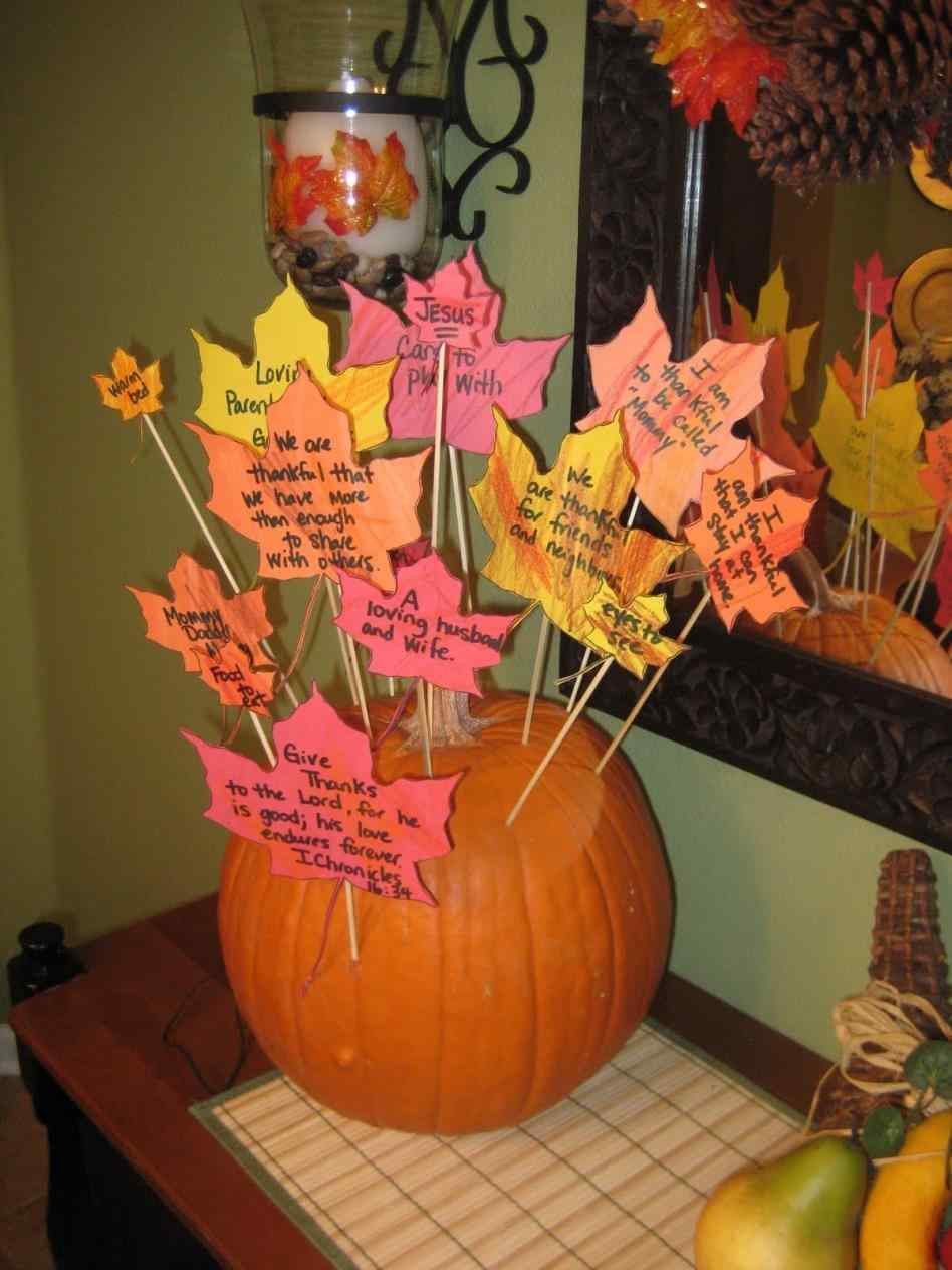 Inexpensive Thanksgiving Table Decorations
 Inexpensive Thanksgiving Centerpieces