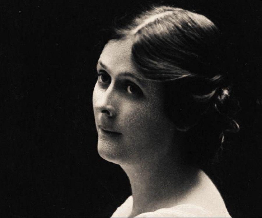 Isadora Duncan Quotes
 Isadora Duncan Biography Childhood Life Achievements