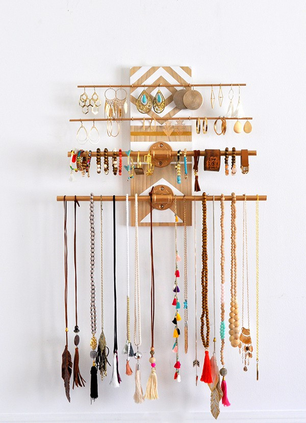 Jewelry Organization DIY
 25 Ingenious Jewelry Organization Ideas The Happy Housie