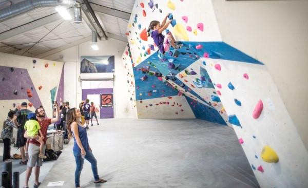 Kids Indoor Climbing
 6 Indoor Climbing Walls That Will Rock Your Kid’s World