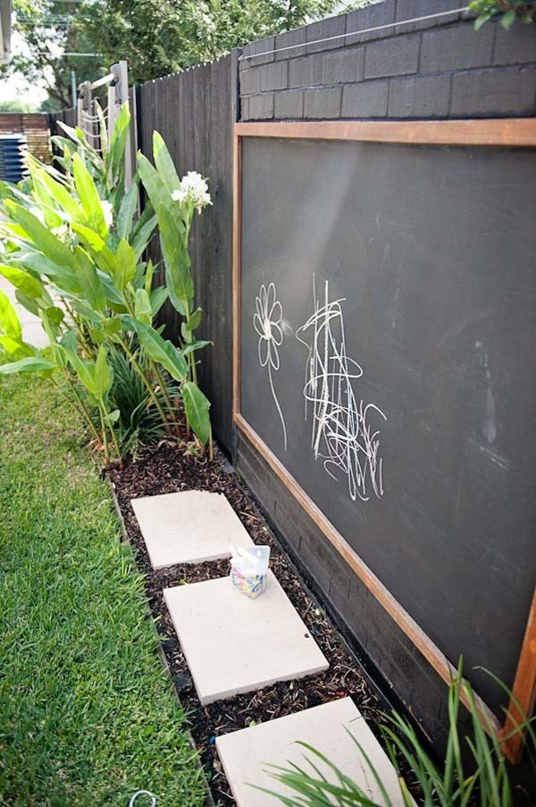 Kids Outdoor Fence
 Awesome Ideas To Use Your Narrow Side Yard