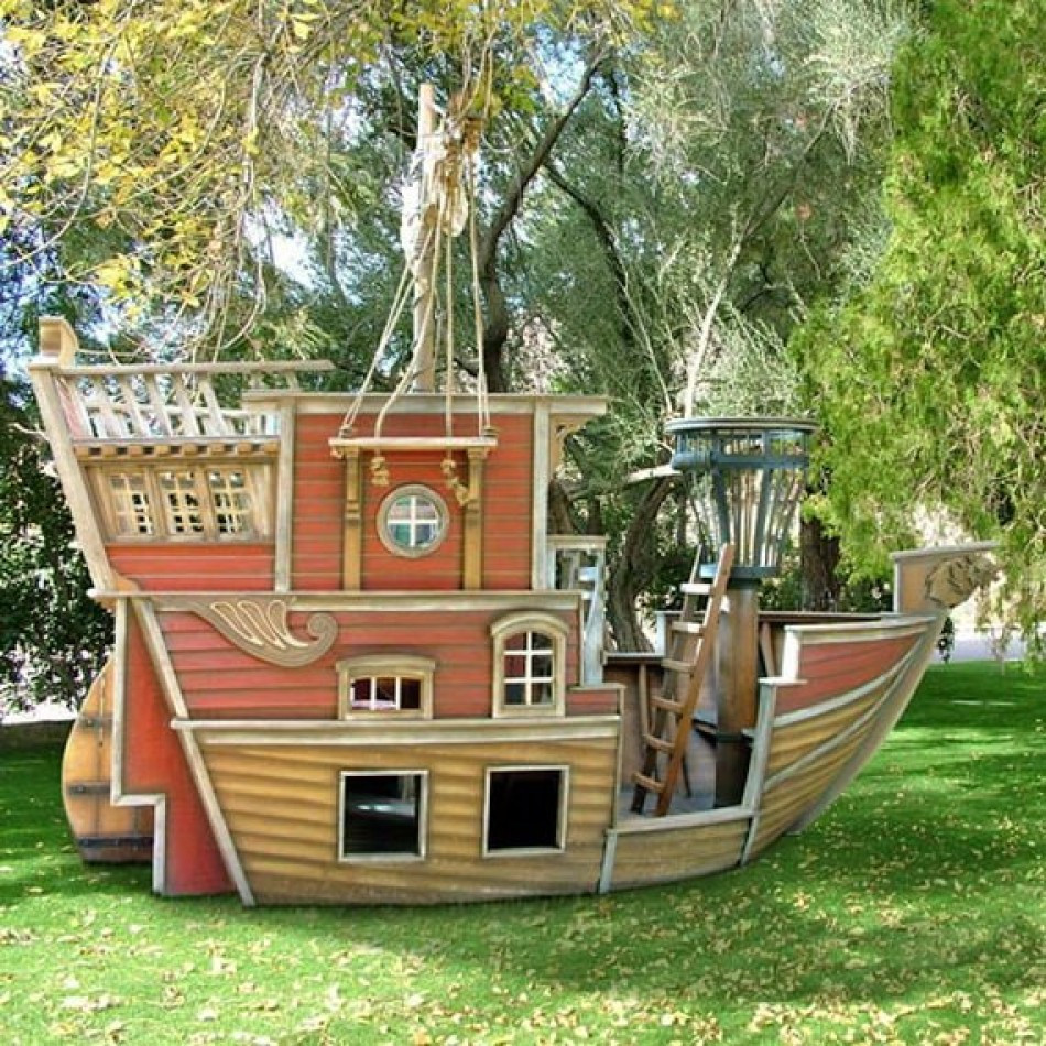 Kids Outdoor Playhouse
 15 Pimped Out Playhouses Your Kids Need In The Backyard