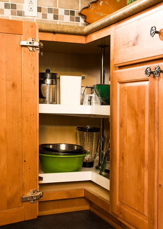 Kitchen Appliance Organizer
 17 Kitchen Organization & Storage Tips