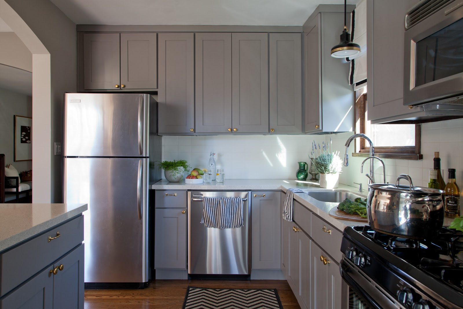 Kitchen Cabinets Design Ideas
 15 Inspiring Grey Kitchen Cabinet Design Ideas