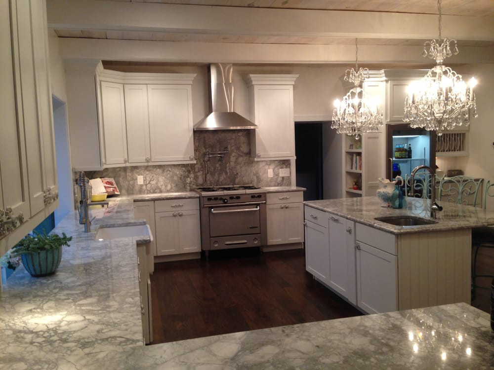 Kitchen Granite Backsplash
 Super White Granite Kitchen Countertops with Full Height