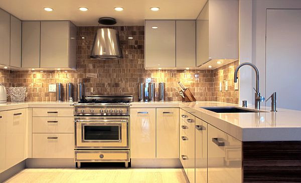 Kitchen Lighting Cabinet
 Under Cabinet Lighting Adds Style and Function to Your Kitchen