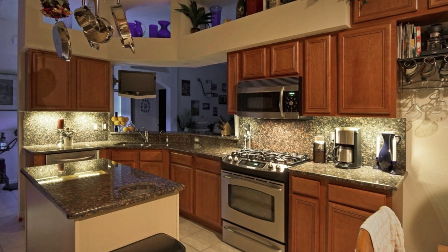 Kitchen Lighting Cabinet
 Are LEDs a Good Option for Kitchen Cabinet Lighting