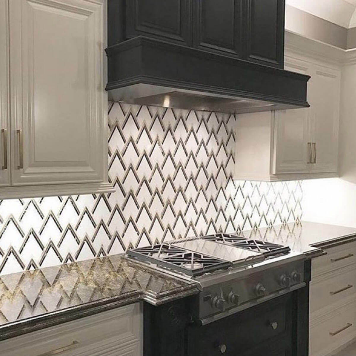 Kitchen Tile Backsplashes Images
 14 Showstopping Tile Backsplash Ideas To Suit Any Style