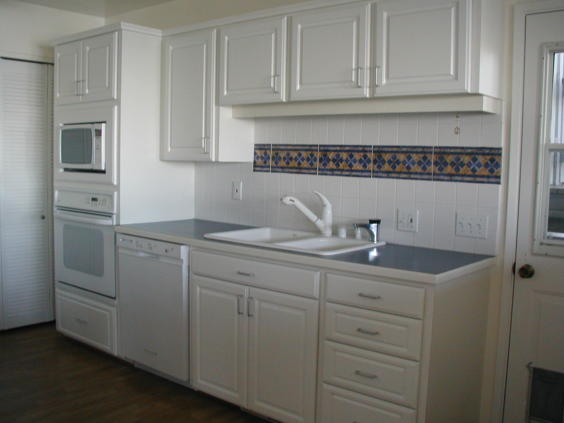 Kitchen Tile Design
 Include decorative tile in your kitchen or bath design