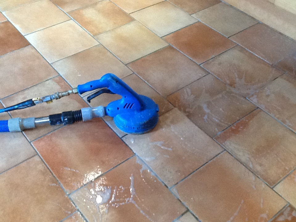 Kitchen Tile Grout Cleaner
 Revitalising Kitchen Grout