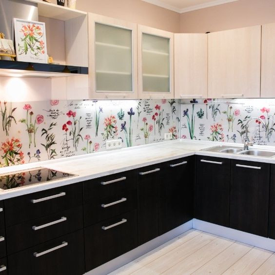 Kitchen Wallpaper Backsplash
 25 Wallpaper Kitchen Backsplashes With Pros And Cons