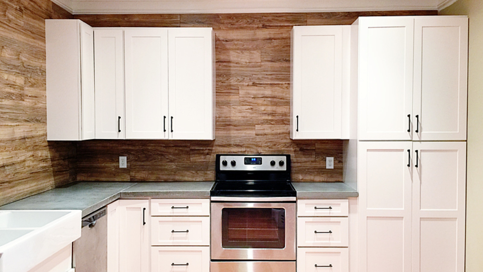 Laminate Kitchen Backsplash
 Use Laminate Flooring as a Durable Easy to Clean