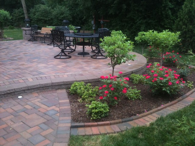 Landscape Around Patio Ideas
 Patios with seatwalls Traditional Patio Detroit by