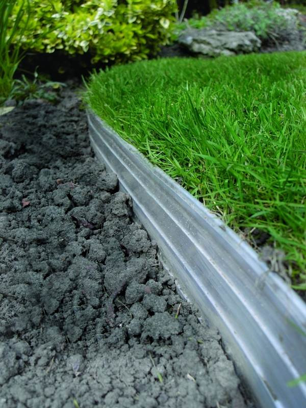 Landscape Edging Metal
 Metal edging ideas – garden landscape edging advantages