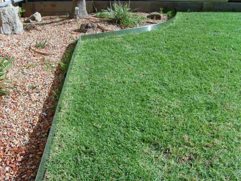 Landscape Edging Metal
 Metal Landscape Edging For Accurate And Elegant Landscape