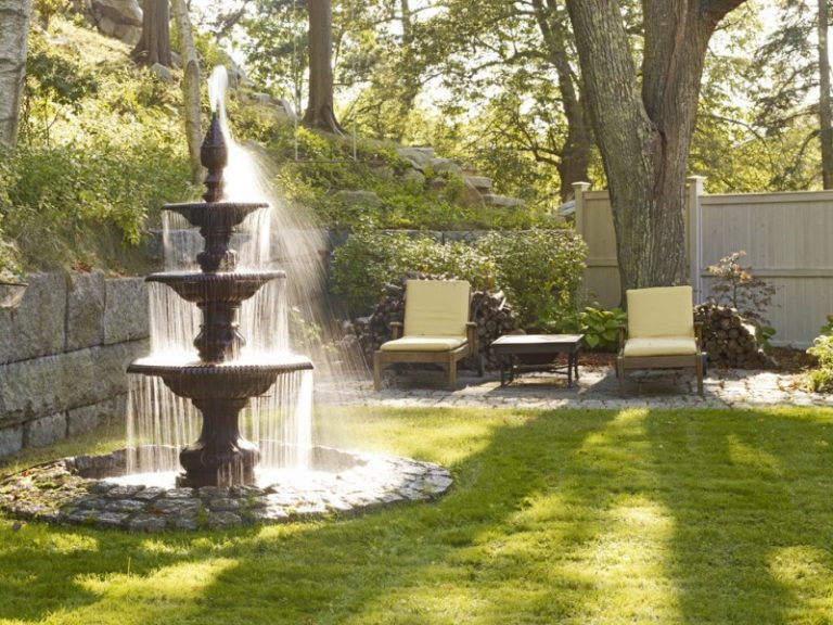 Landscape Fountain Front Yards
 Beautiful Front Yard Fountains to be Greatly Amazed By