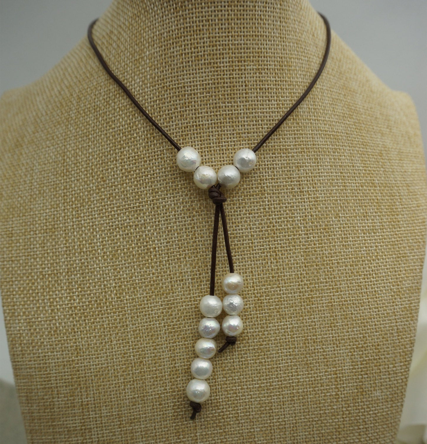 Leather Necklace With Pearl
 High LusterRound Pearl Necklace Pearl Leather Necklace