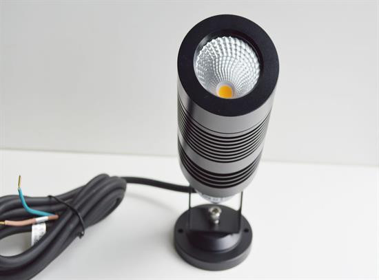 Led Landscape Spot Light
 Landscape 12W LED Spot Light