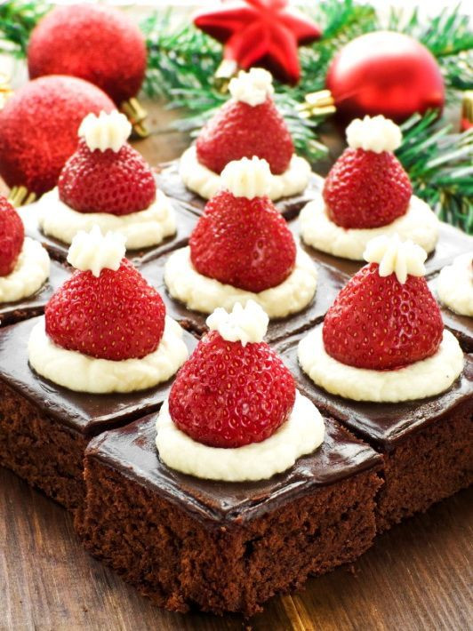 Light Dessert Ideas For Dinner Party
 Santa Hat Mini Brownies – Healthy Christmas Party Dinner