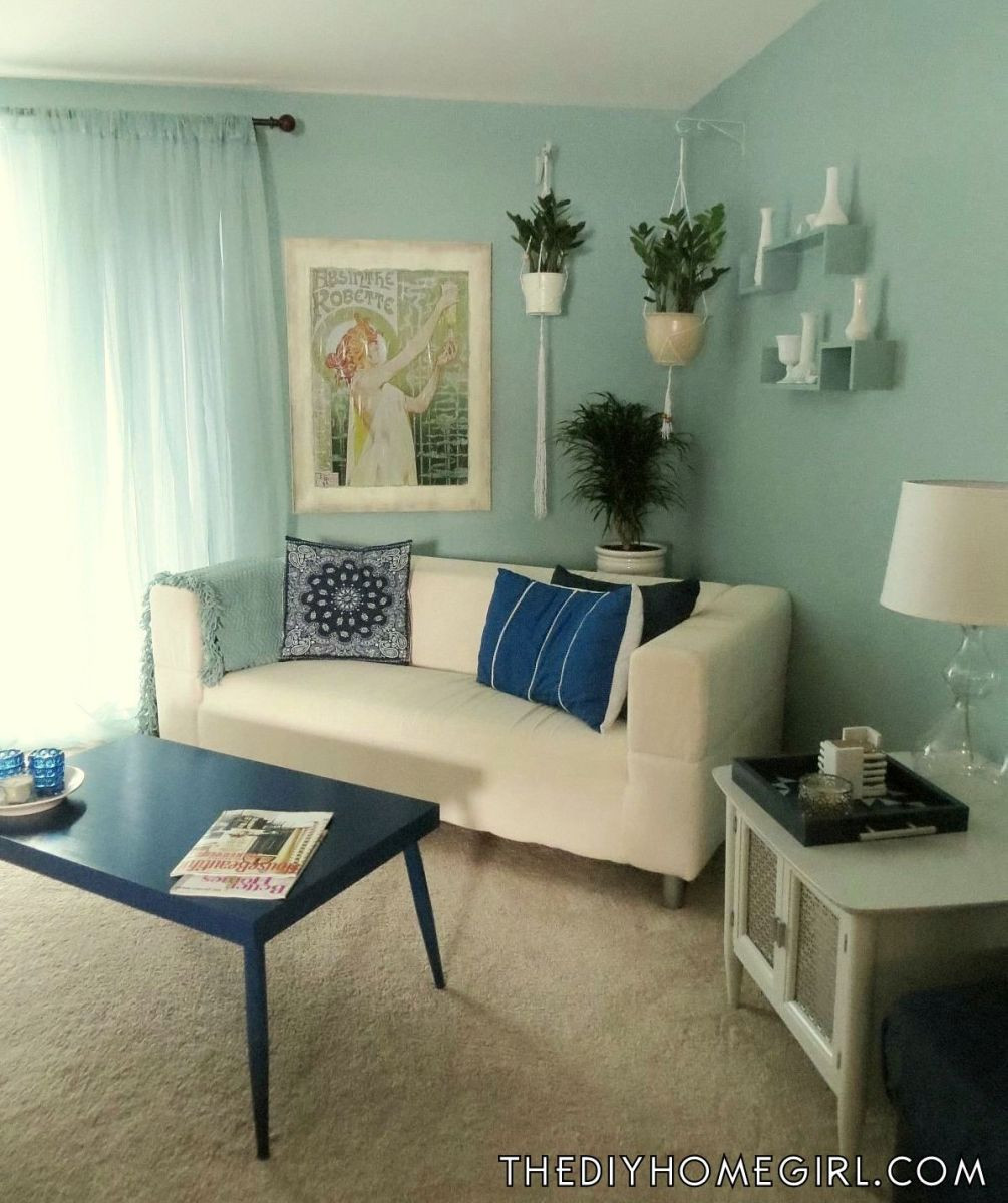 Living Room Accent Wall
 How to Make Over a Room with an Accent Wall… Plus My