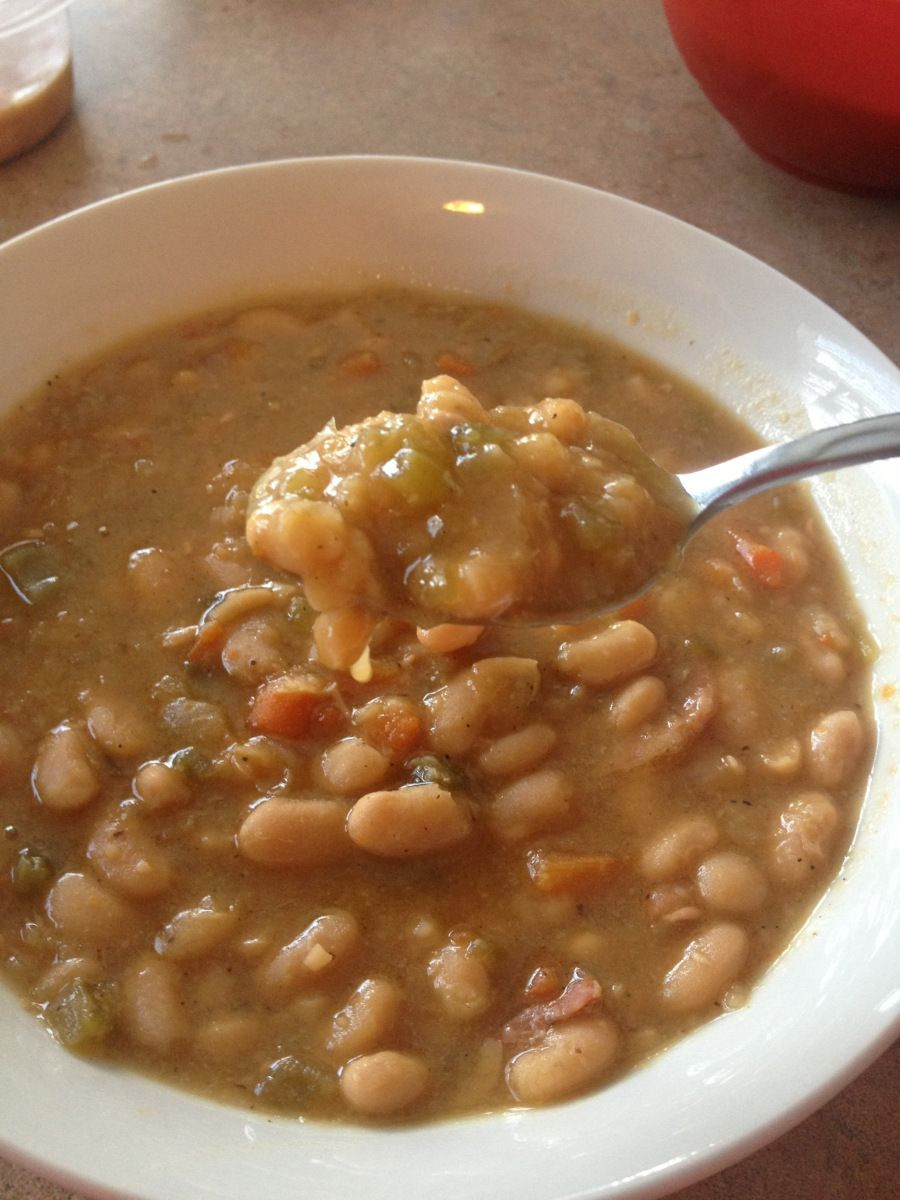 Low Calorie Soup Recipes For Slow Cookers
 Low Calorie crock pot bean soup 170 calories 4 ww points