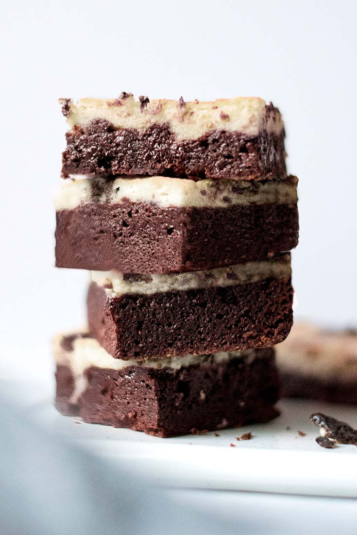 Low Carb Almond Flour Brownies
 SUPER Fudgy Low Carb Brownies with a Cream Cheese Swirl