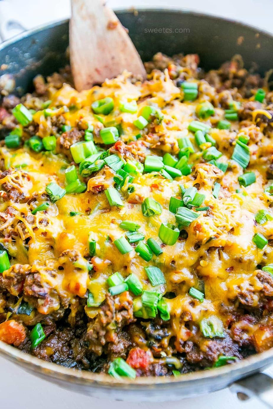 Low Carb Dinners For Family
 e Pot Cheesy Taco Skillet