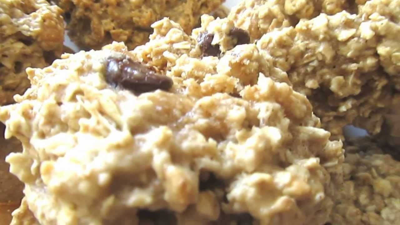 Low Fat Oatmeal Chocolate Chip Cookies
 Low Fat Oatmeal Chocolate Chip Cookies